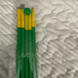 Bn lavish eyeshadow brushes